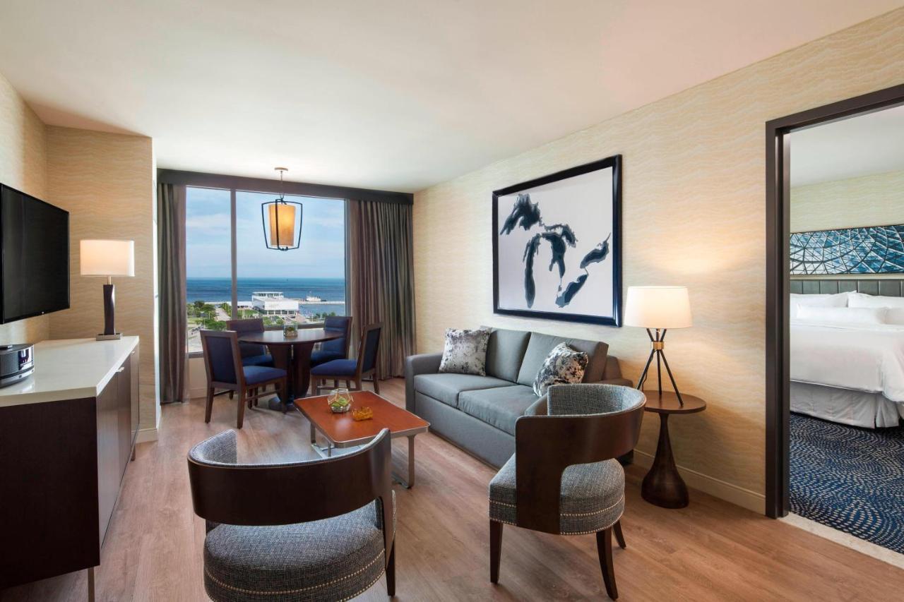 Deluxe Suite,1418917776:JPEG